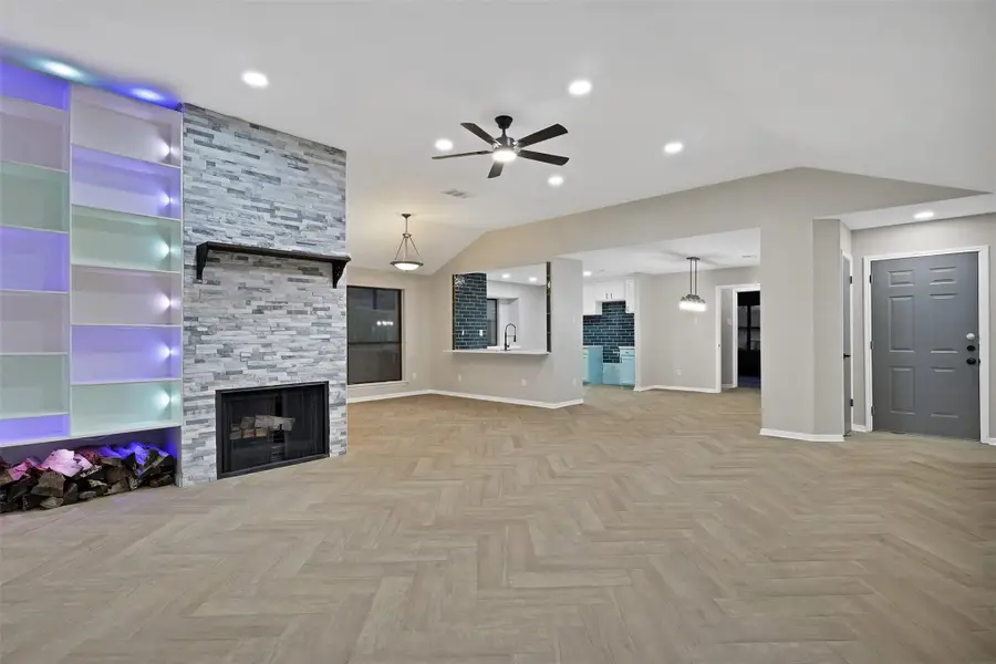 6624 Mattney Drive, Dallas, TX 75237 - #3