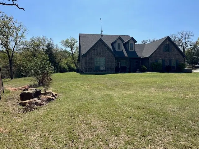 160 Oakwood Hills Drive, Paradise, TX 76073 - #2