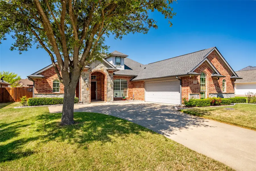 7033 Ridge Crest Drive, North Richland Hills, TX 76182 - #2