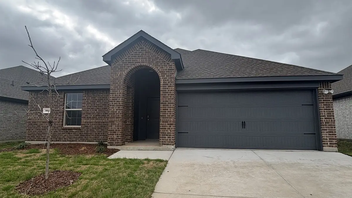 901 Barton Drive, Ennis, TX 75119 - #1