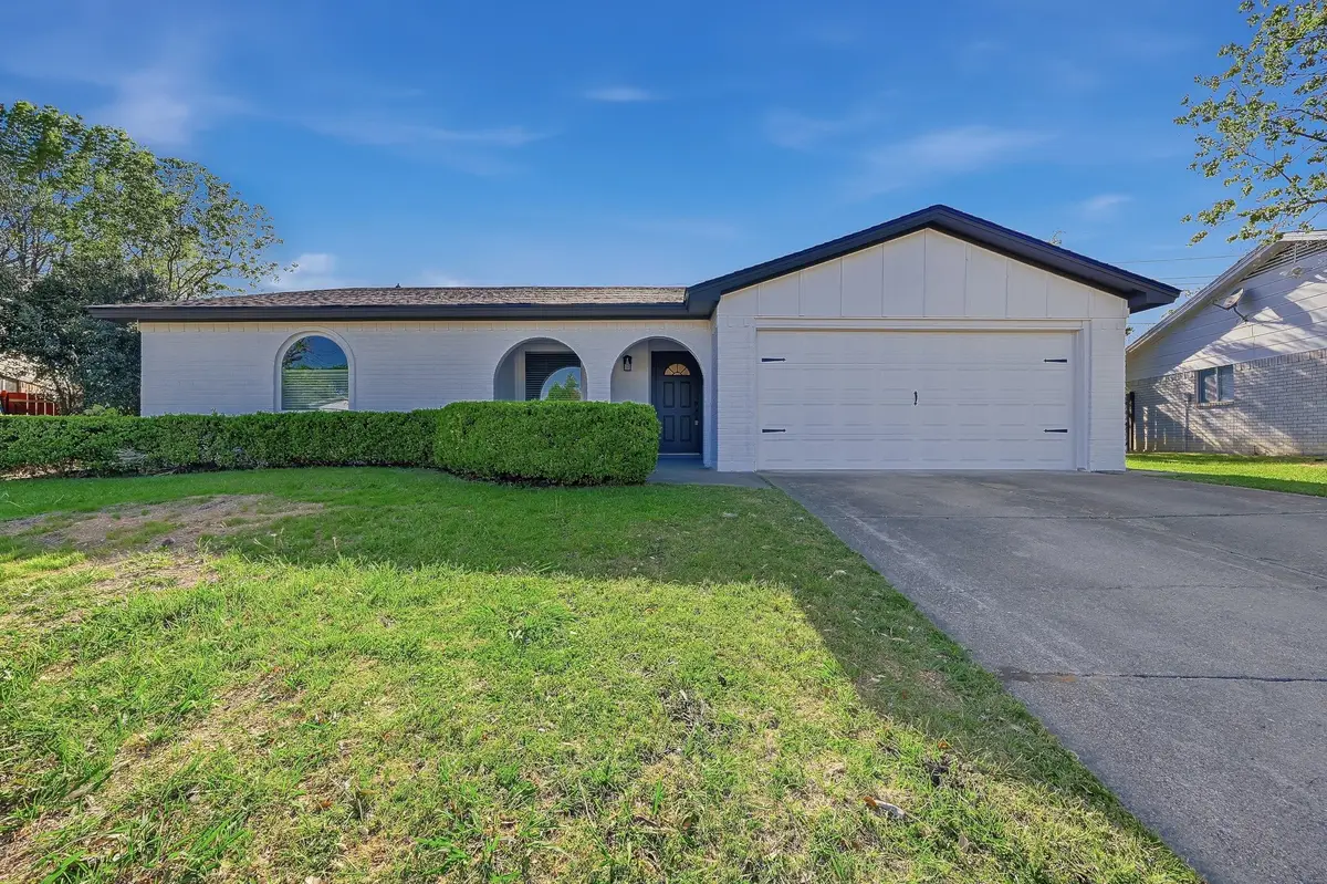 1710 Yorktown Drive, Arlington, TX 76014 - #1