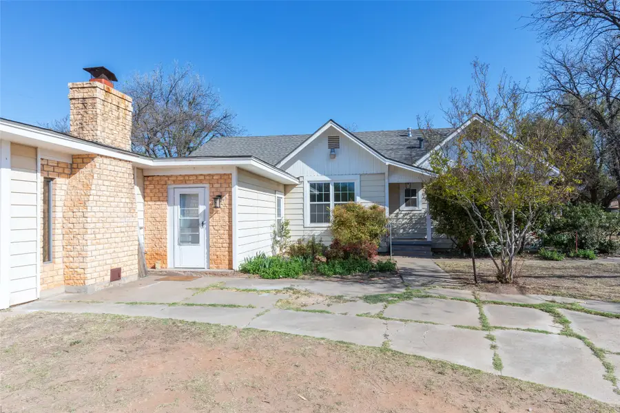 601 N Avenue G, Haskell, TX 79521 - #2