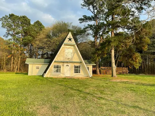 7961 County Road 4515, Larue, TX 75770