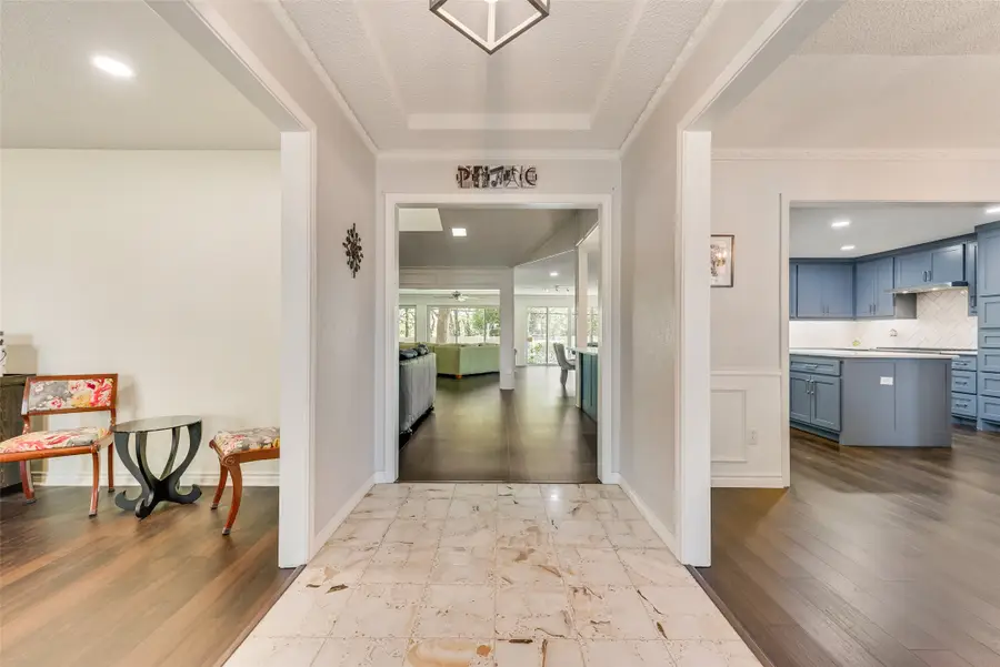 805 Crowley Road, Arlington, TX 76012 - #3