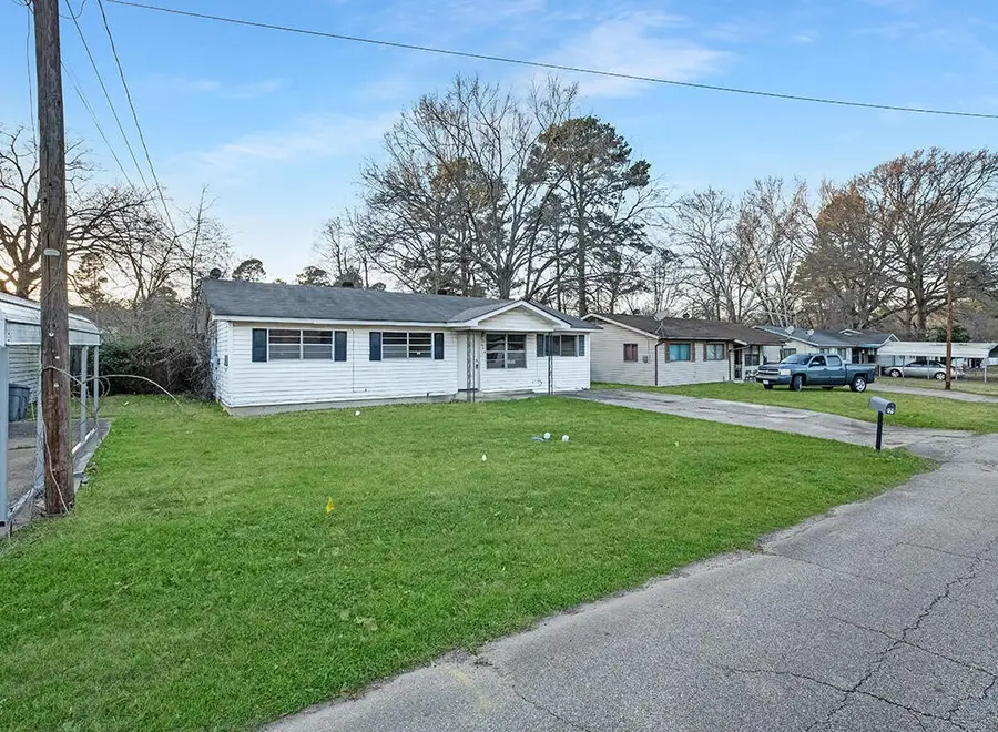 224 Shellwood Drive, Wake Village, TX 75501 - #2