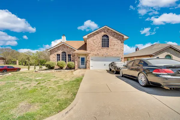 1808 Rybovich Lane, Mansfield, TX 76063