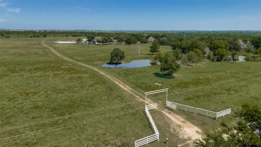 9121 NE County Road 2170, Powell, TX 75153 - #2