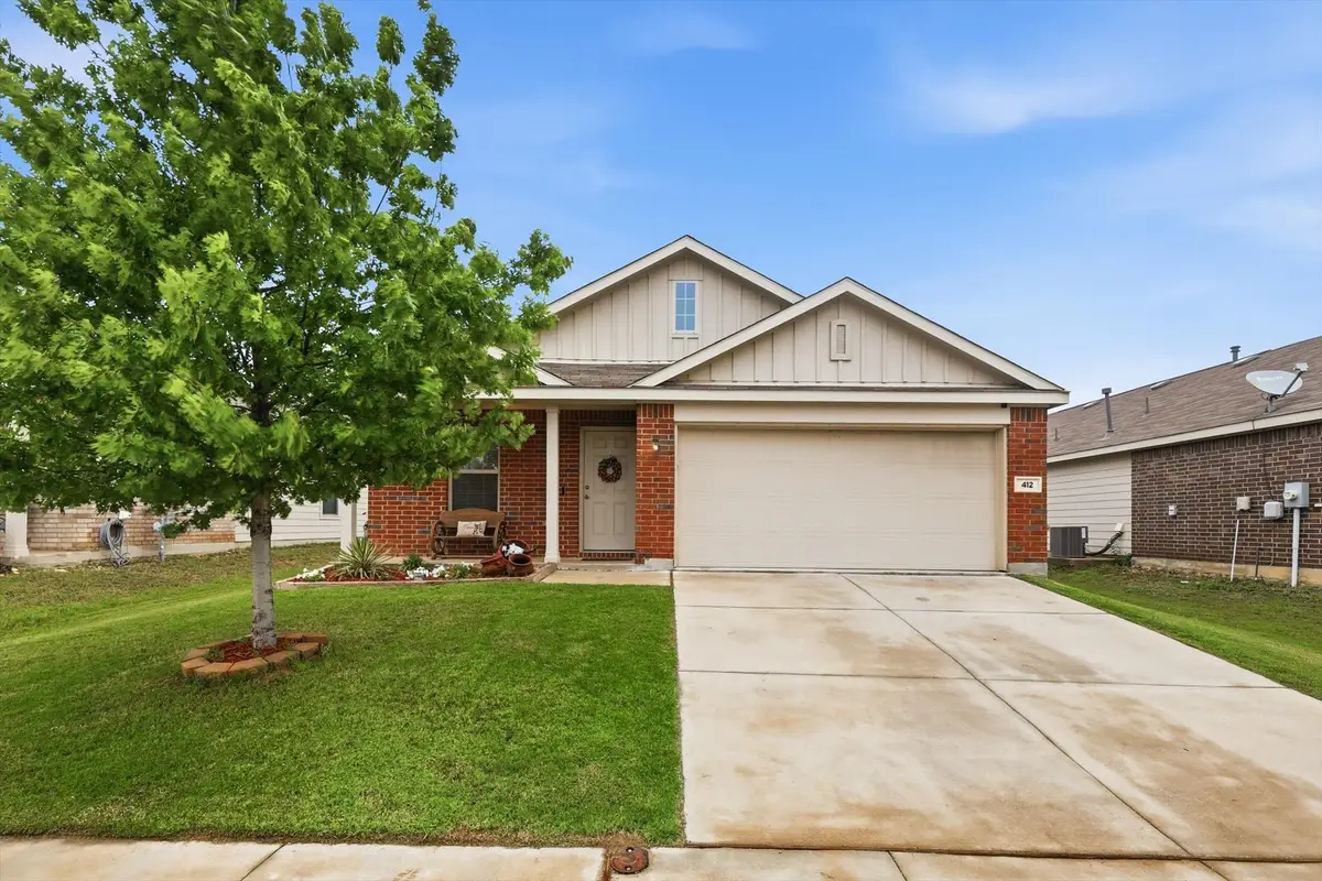 412 Falling Star Drive, Fort Worth, TX 76052 - #1