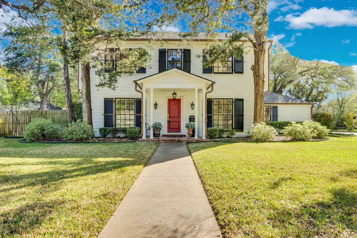 411 Sycamore Street, Waxahachie, TX 75165 - #1