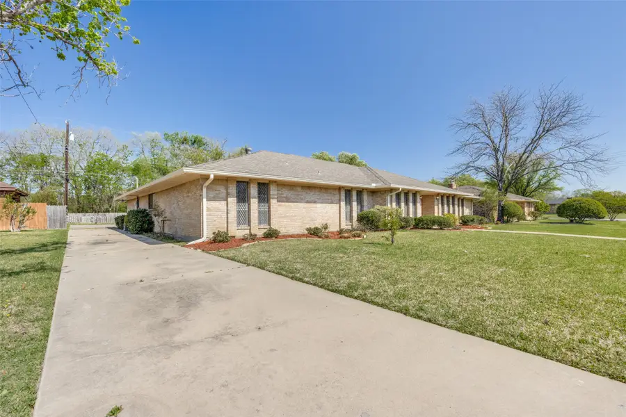 1507 Crescent Drive, Sherman, TX 75092 - #2