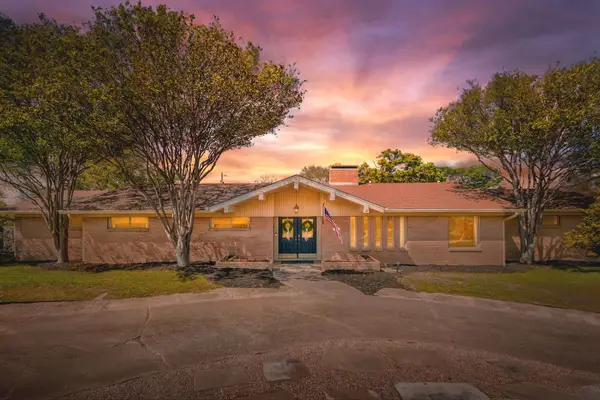 1016 Hummingbird Lane, Woodway, TX 76712