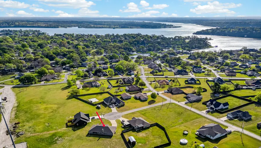 3905 Chippewa Court, Granbury, TX 76048 - #3