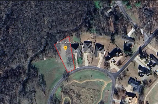 1302 Kiowa Drive W, Gainesville, TX 76240