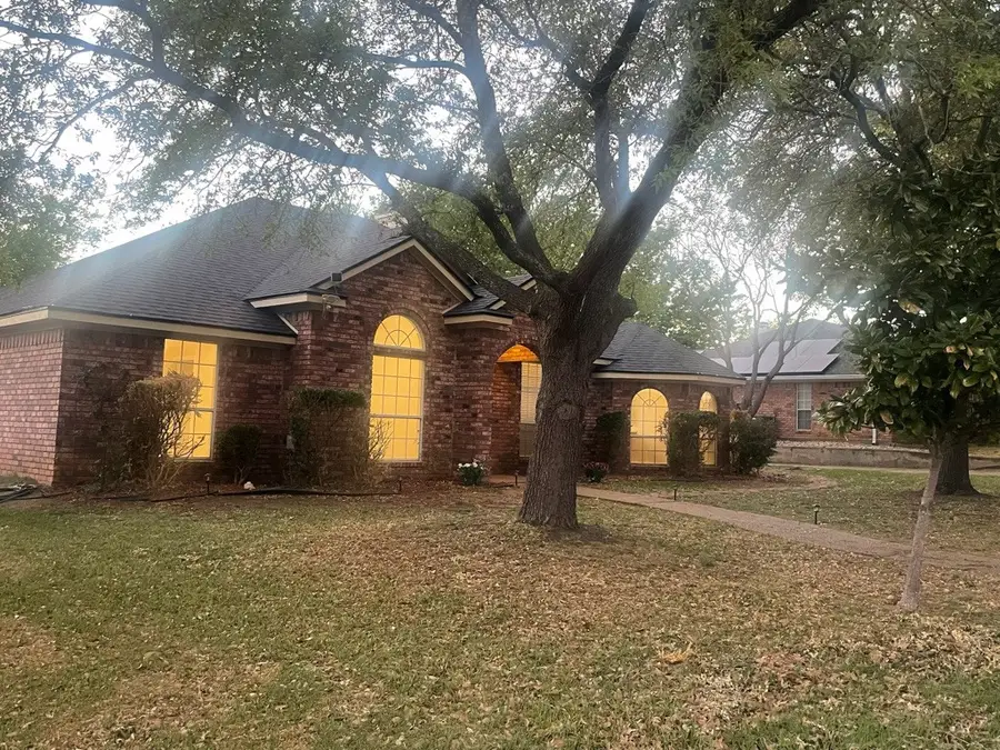 201 Chaparral Drive, Hillsboro, TX 76645 - #2