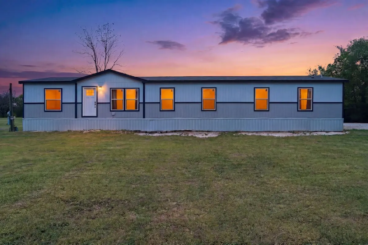 8792 Hwy 67, Saltillo, TX 75478 - #1