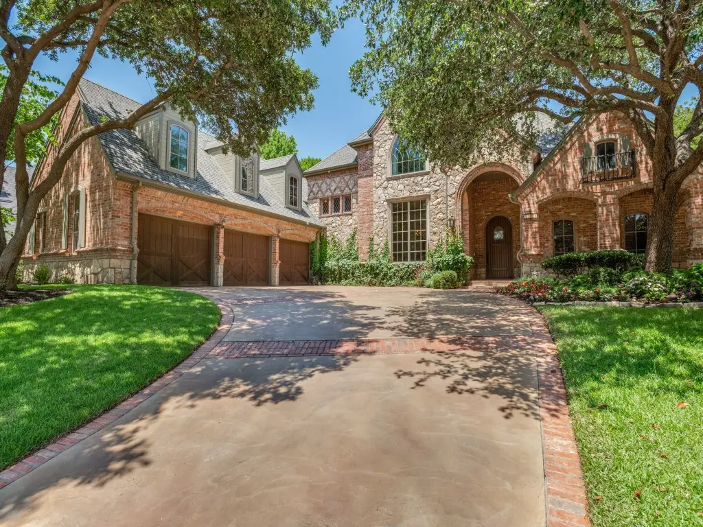 2804 High Point Court, Grapevine, TX 76051 - #1