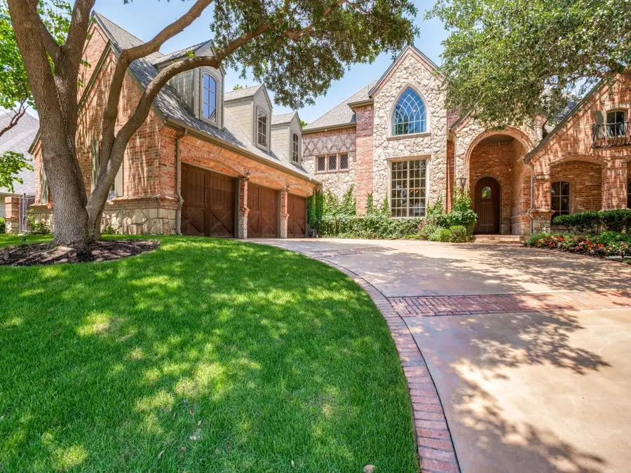 2804 High Point Court, Grapevine, TX 76051 - #2