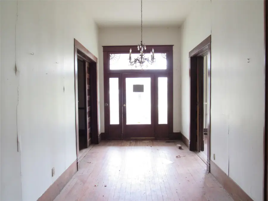 311 Craig Street, Hillsboro, TX 76645 - #2