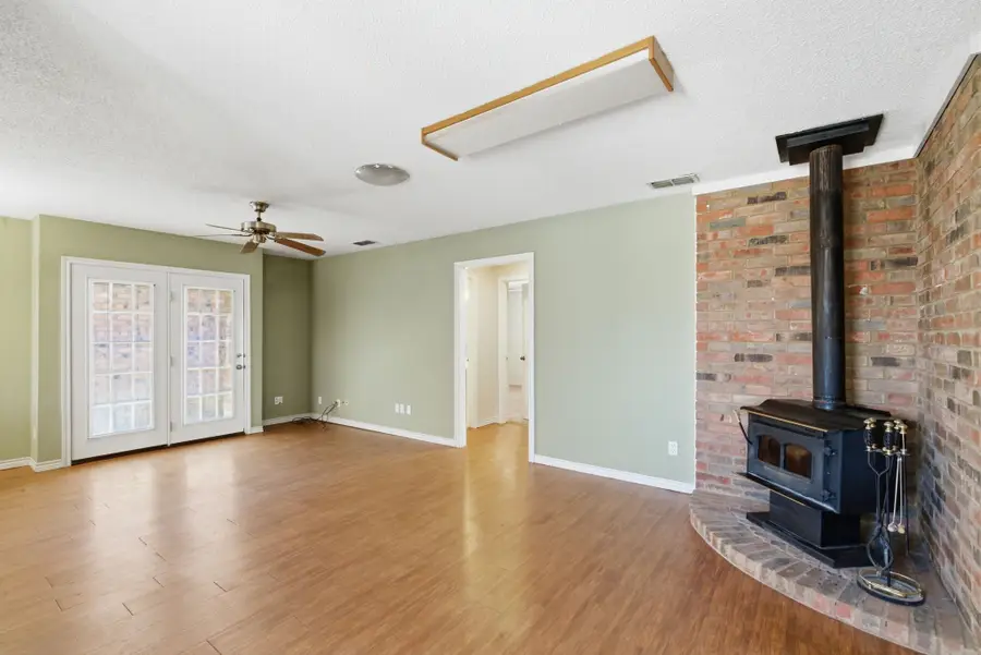 1702 Sully Court, Stephenville, TX 76401 - #3