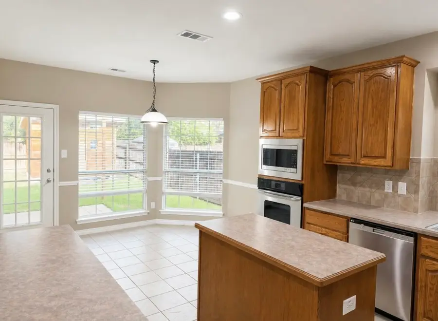 11501 Pheasant Creek Drive, Fort Worth, TX 76244 - #3