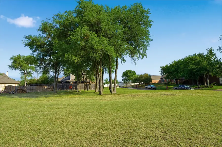 1 Covington Drive, Woodway, TX 76712 - #2