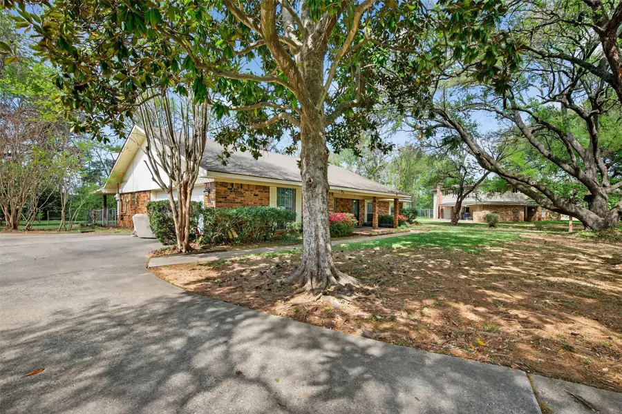 220 Walnut Lane, Bossier City, LA 71111 - #2