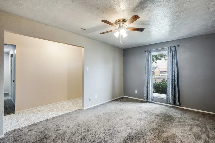 82 E Mountain Creek Drive E #19, Grand Prairie, TX 75052 - #3