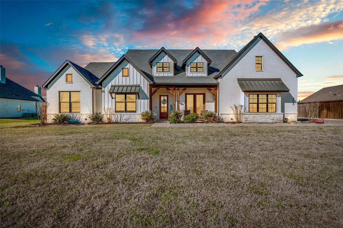 4060 Underwood Lane, Midlothian, TX 76065 - #1