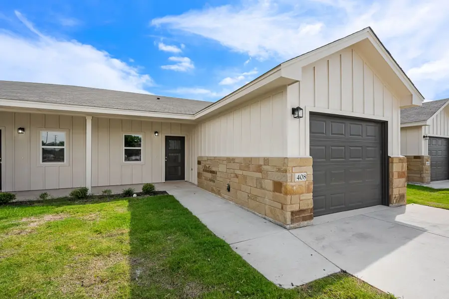 408 W Avenue C, Copperas Cove, TX 76522 - #3