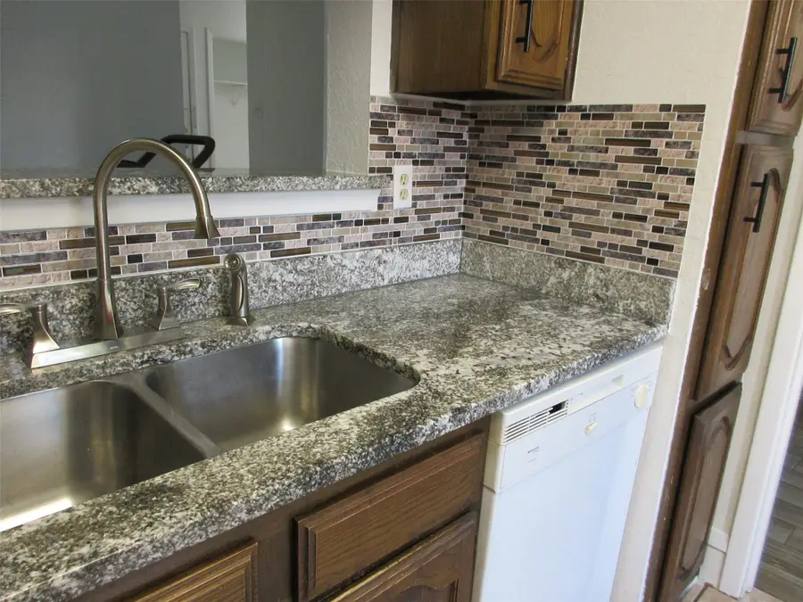 917 Turtle Cove #138, Irving, TX 75060 - #3