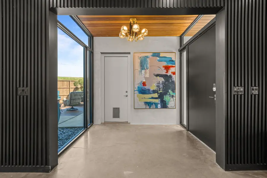 921 N Bailey Avenue, Fort Worth, TX 76107 - #2