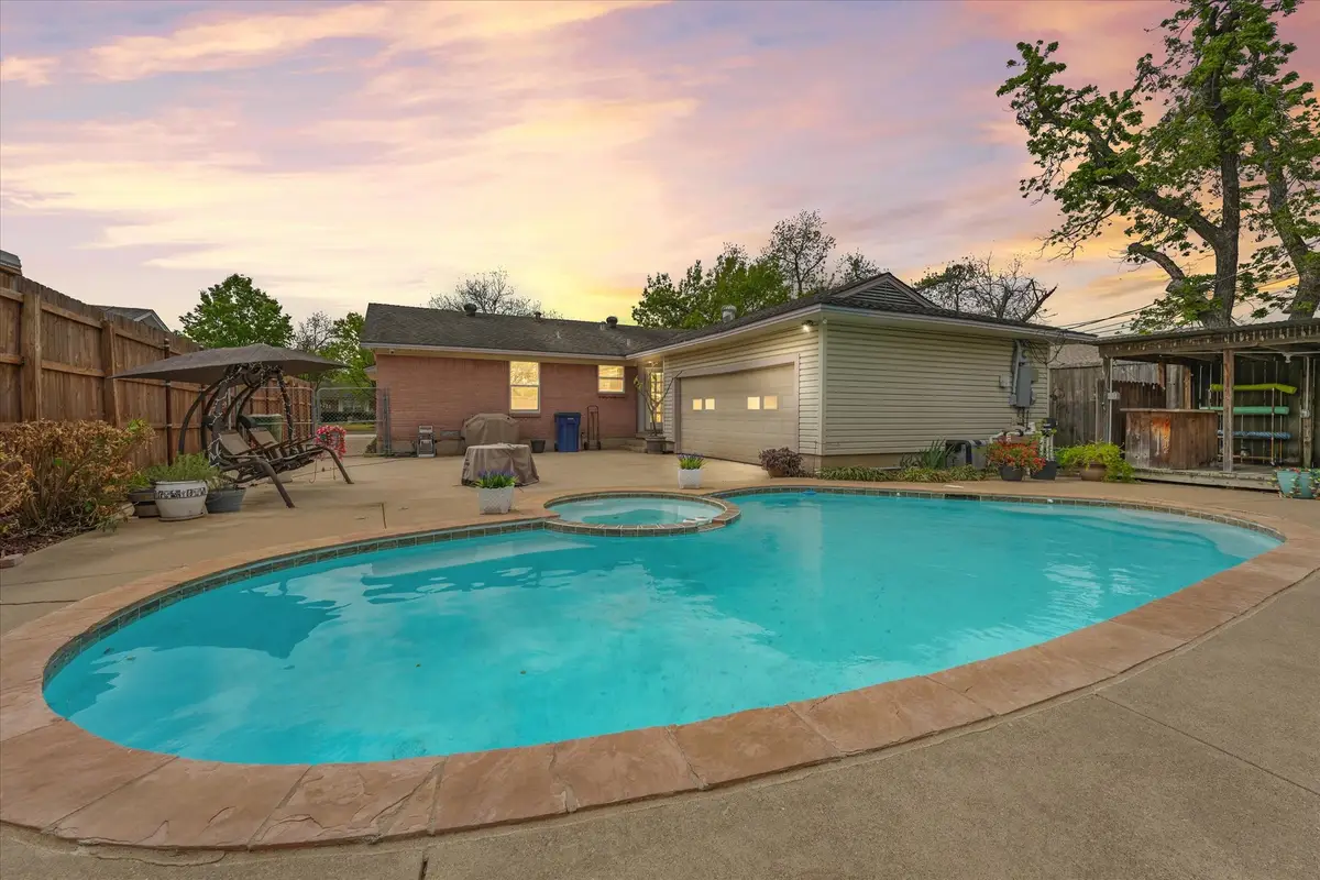 1233 Bardfield Avenue, Garland, TX 75041 - #1