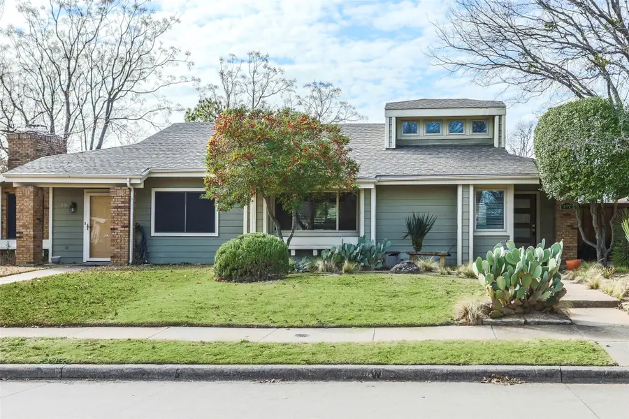 542 Harvest Hill Street, Lewisville, TX 75067 - #2