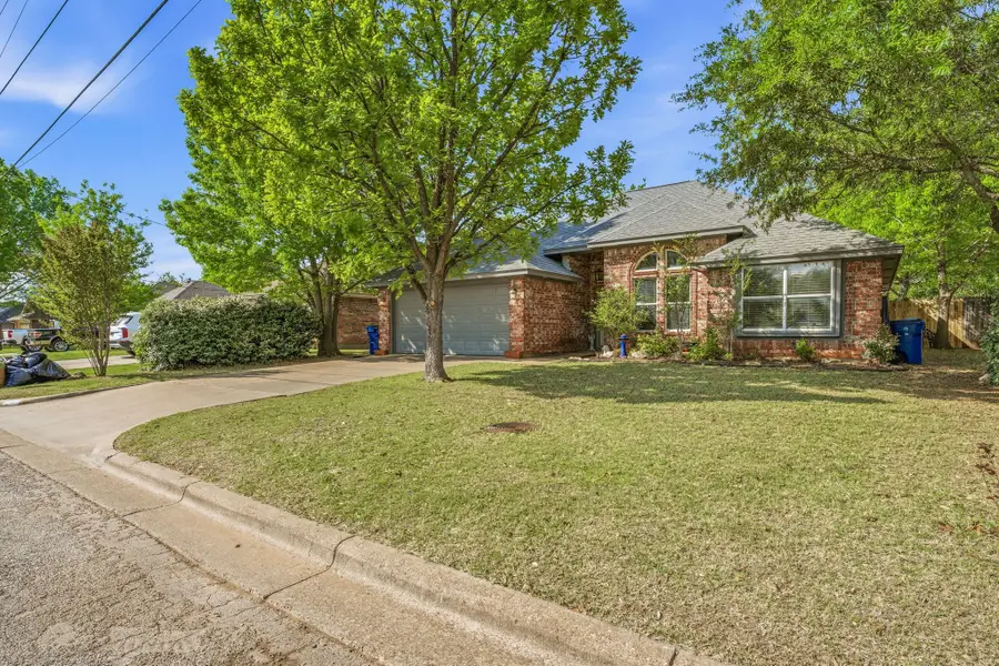 1408 Spanish Trail Drive, Granbury, TX 76048 - #3