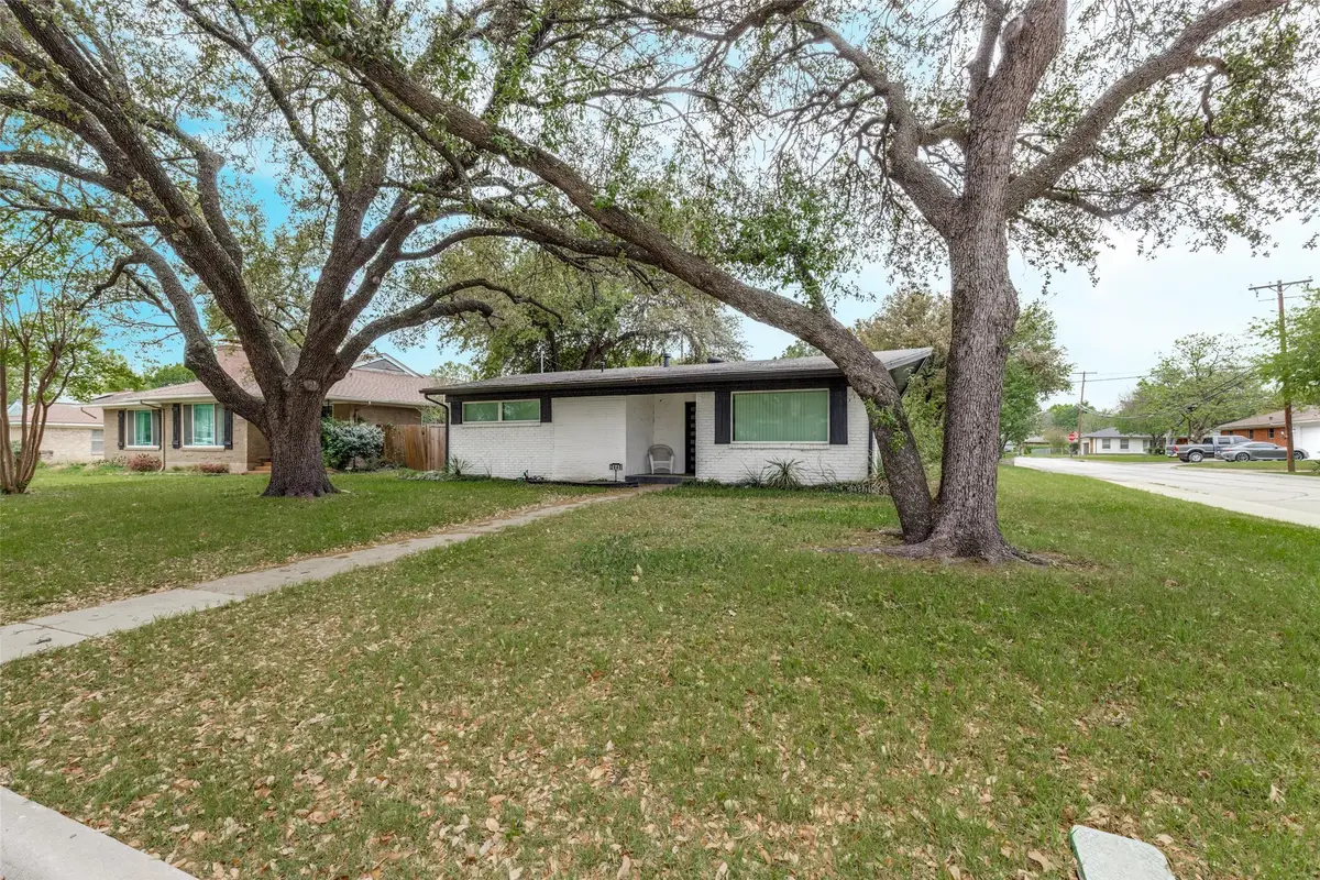 2945 Randy Lane, Farmers Branch, TX 75234 - #1