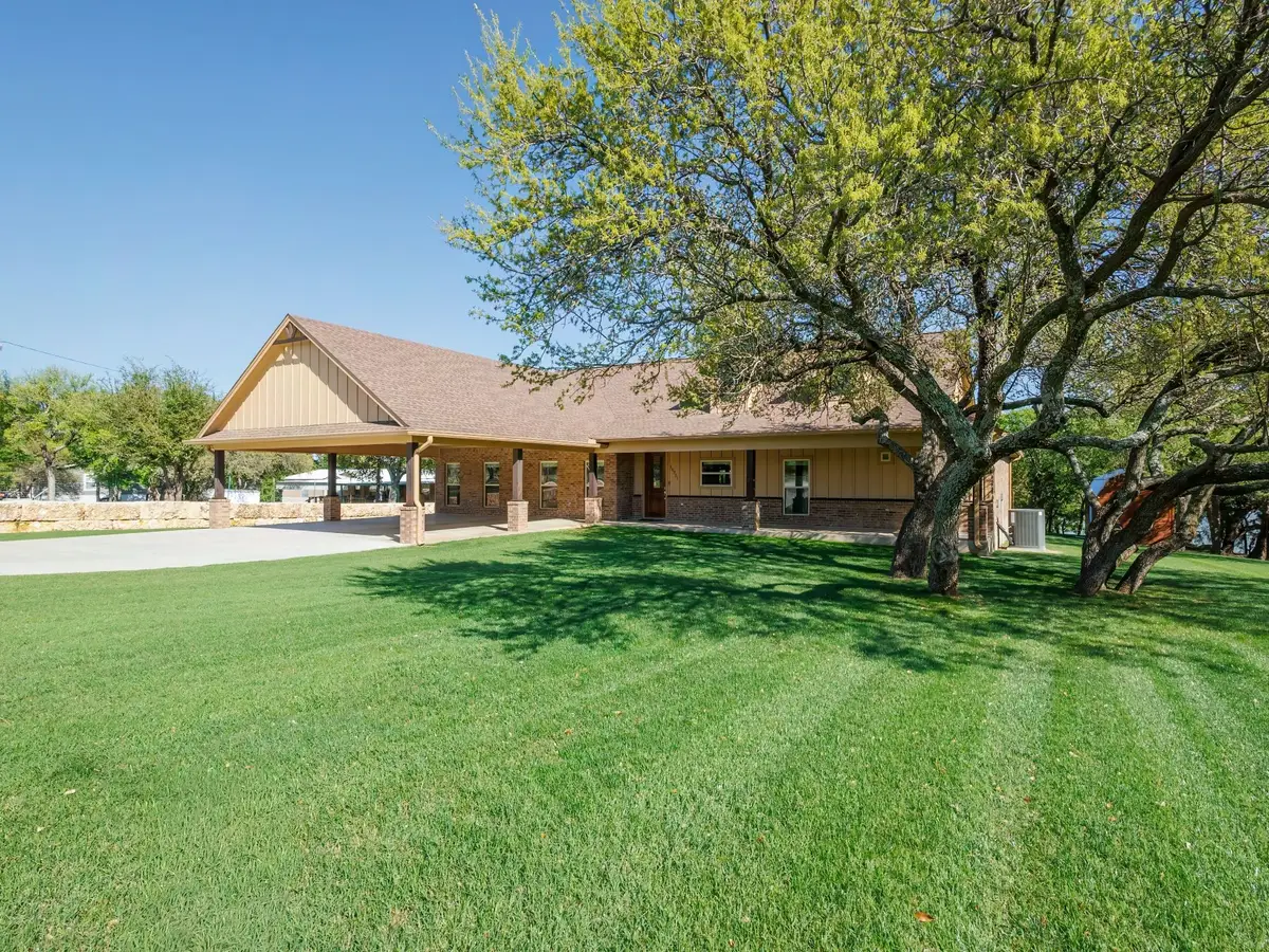 10251 Cliff Drive, Brownwood, TX 76801 - #1