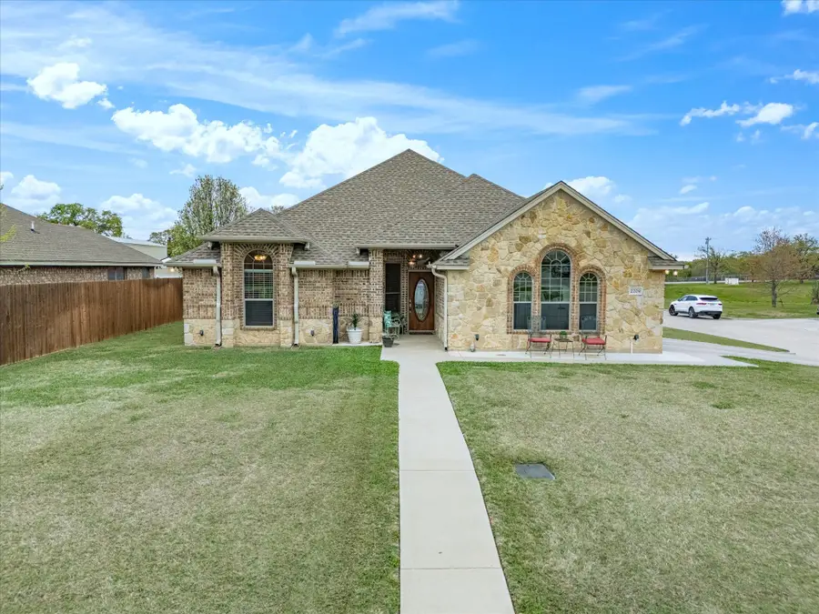 2209 Wells Fargo Court, Bridgeport, TX 76426 - #3