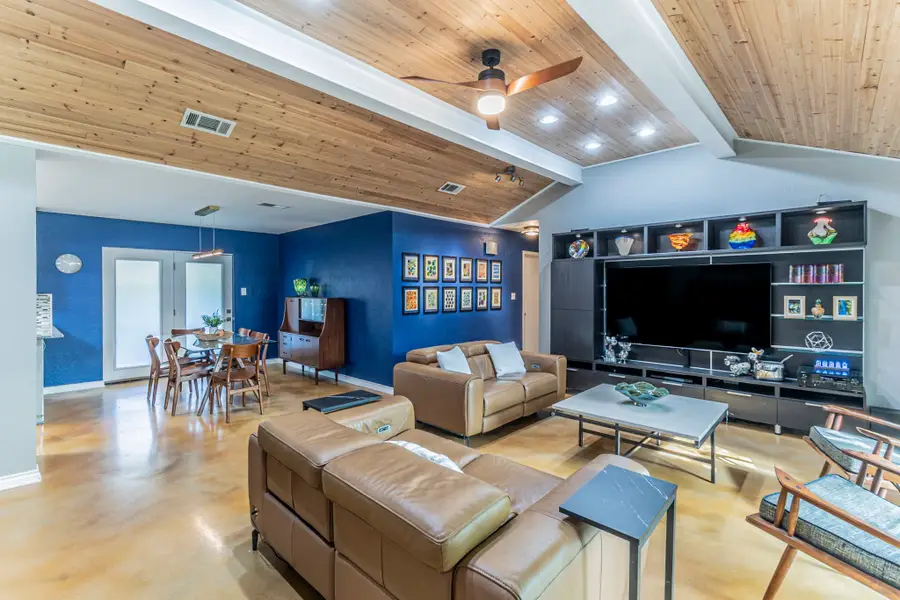 105 Guinevere Drive, Weatherford, TX 76086 - #3