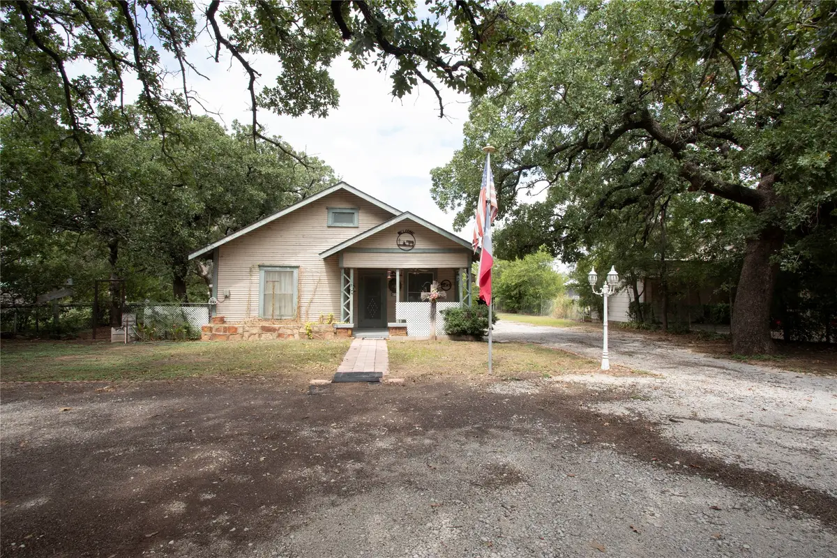 1311 Loving Highway, Graham, TX 76450 - #1