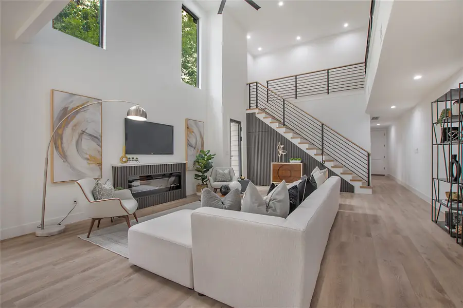 2306 Hondo, Dallas, TX 75219 - #3