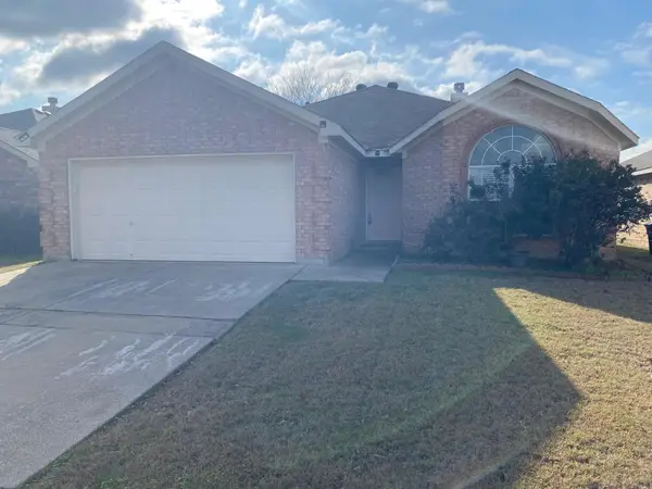 1308 Sierra Blanca Drive, Fort Worth, TX 76028