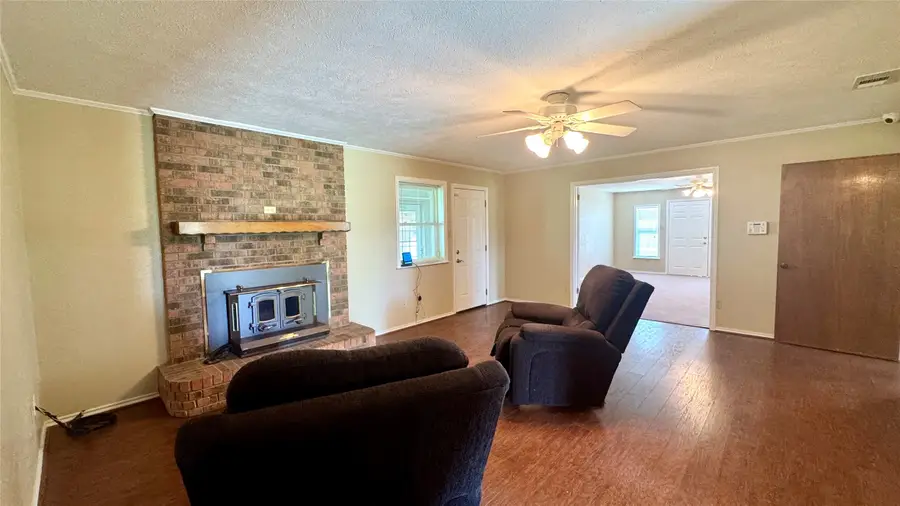 2050 Griffith Avenue, Terrell, TX 75160 - #3