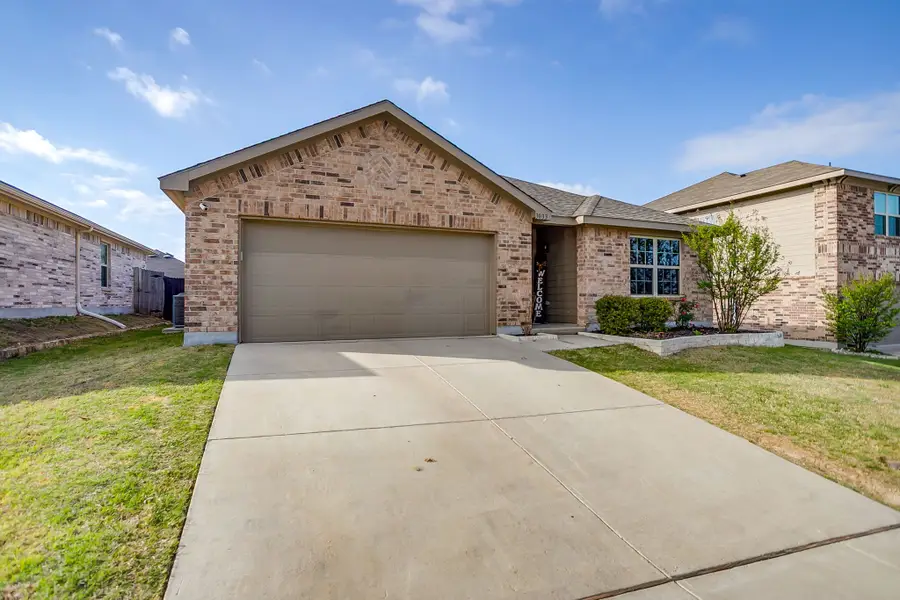 3033 Whitetail Chase Drive, Fort Worth, TX 76108 - #2