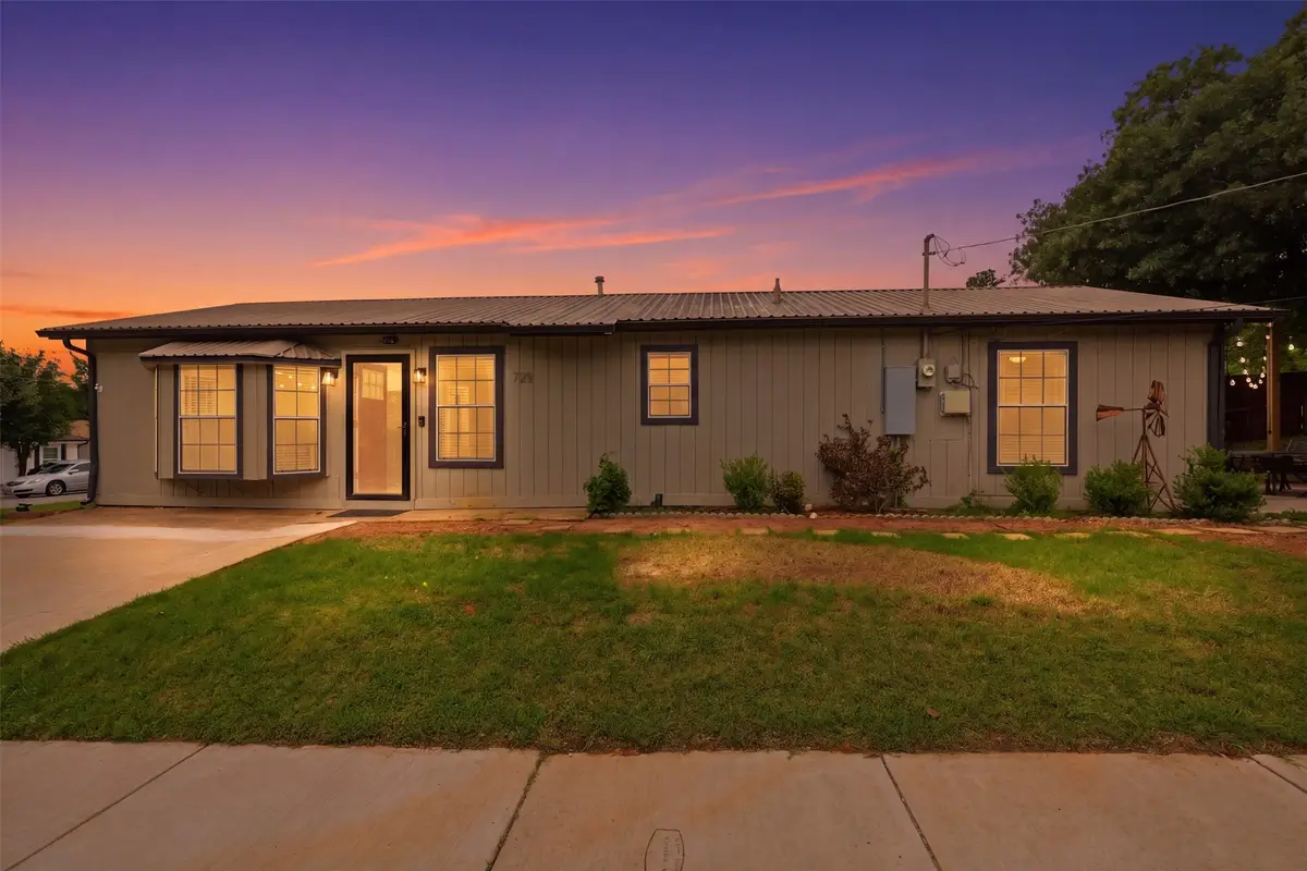 729 Hettie Street, Denton, TX 76209 - #1
