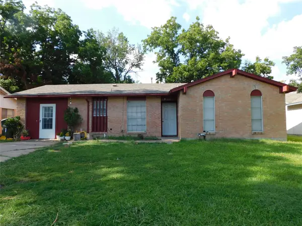 925 Shorecrest Drive, Garland, TX 75040