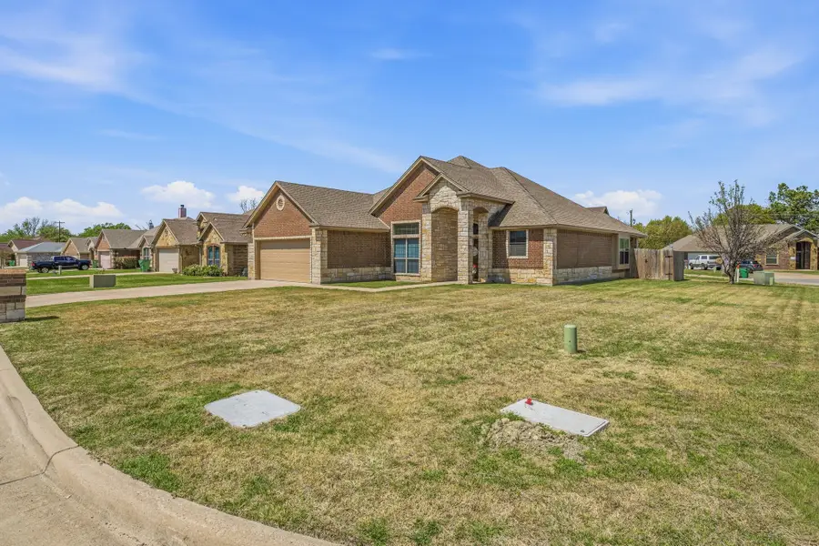 1325 Harpers Mill Road, Stephenville, TX 76401 - #2