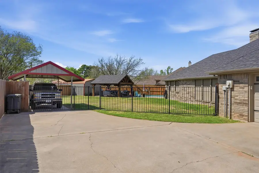 3802 Buena Vista Circle, Granbury, TX 76049 - #3