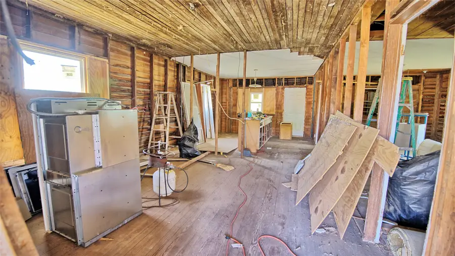 601 Baylor Street, Nocona, TX 76255 - #3