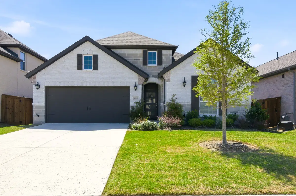 910 Winter Cherry Lane, Haslet, TX 76052 - #1