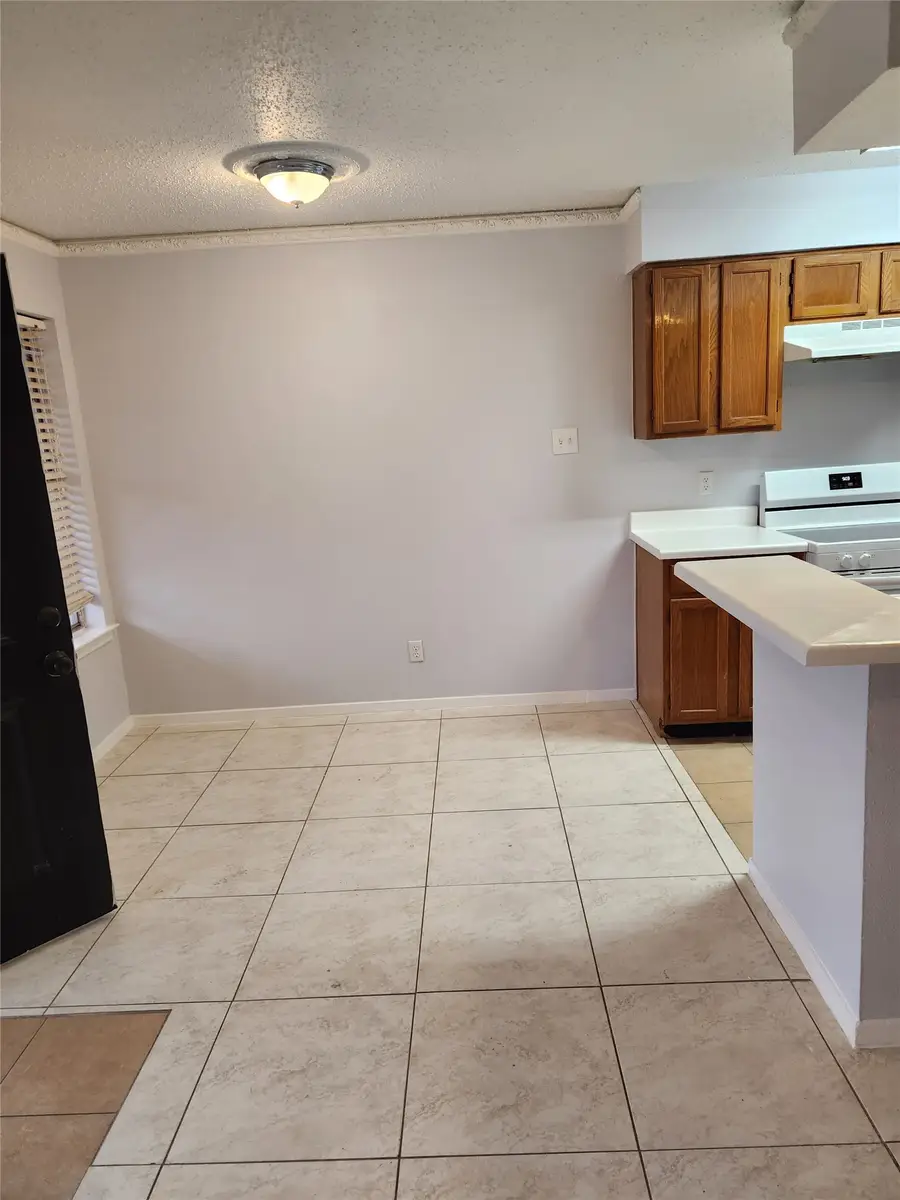 3624 Parkridge Drive #213, Dallas, TX 75234 - #2